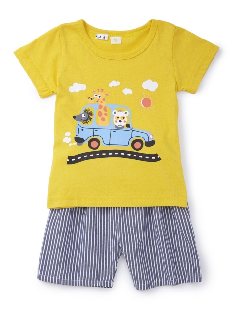 

Like A Boss Boys Yellow & Blue Printed T-shirt with Shorts
