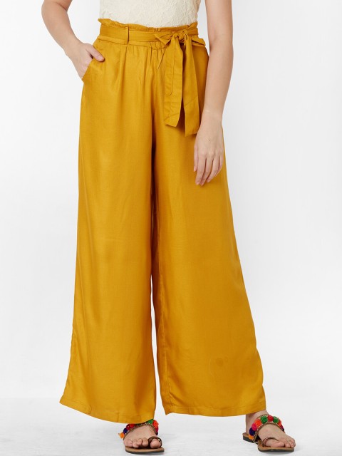 

ZOLA Women Mustard Yellow Solid Culottes