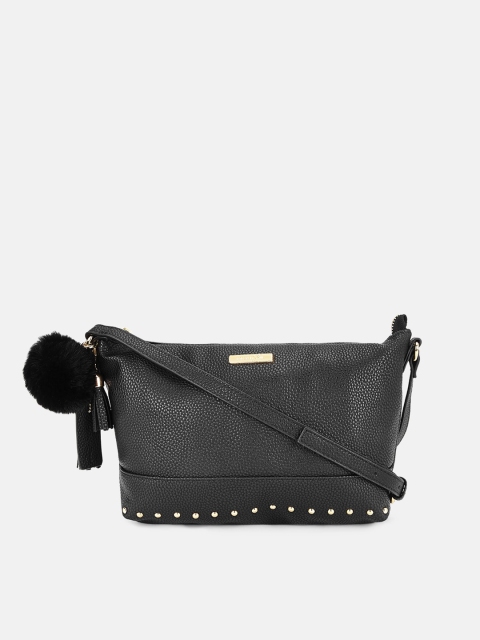 

Forever Glam by Pantaloons Black Textured Sling Bag