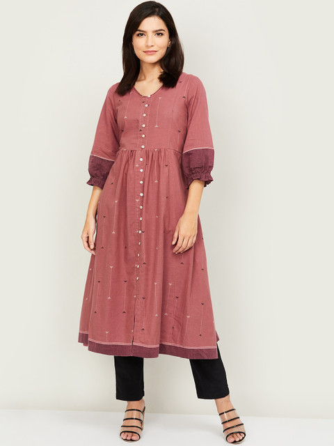 

Melange by Lifestyle Women Dusty Pink Cotton Geometric Printed Thread Work A-Line Kurta