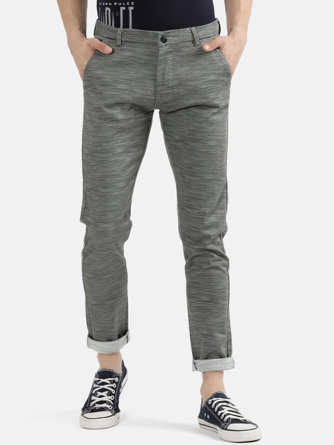 

V2 Value & Variety Men Green Trousers