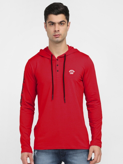 

V2 Value & Variety Men Maroon Solid Hooded Neck T-shirt