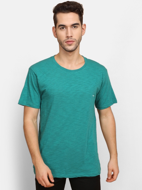

V2 Value & Variety Men Green T-shirt