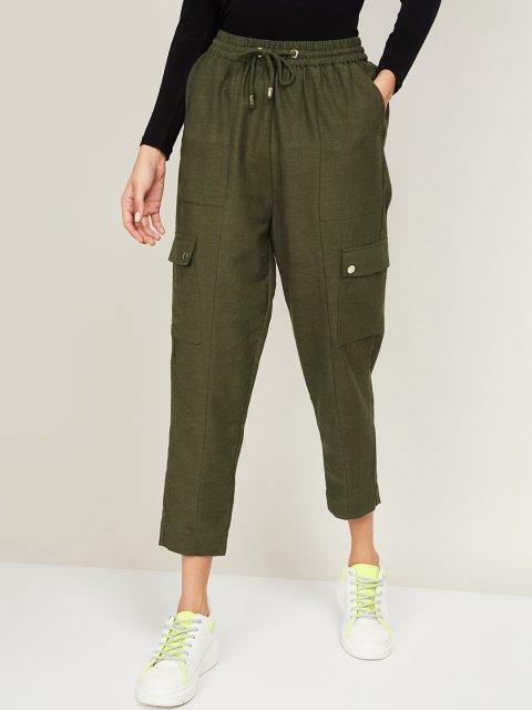

Ginger by Lifestyle Women Olive Green Military Inspired Cropped Trousers