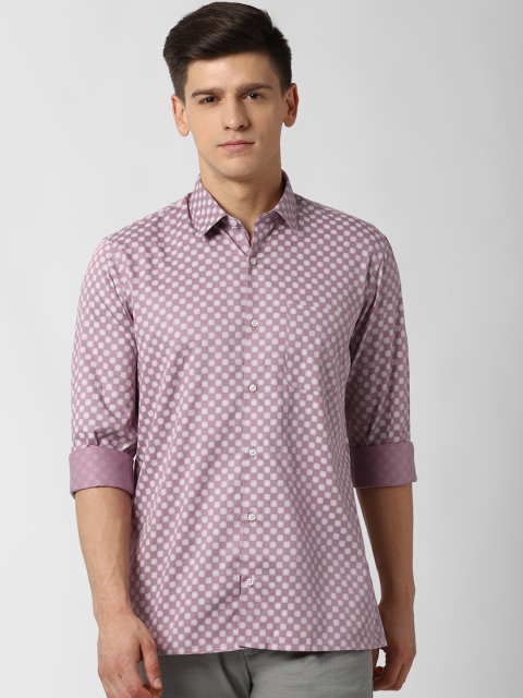 

Peter England Men Mauve & White Pure Cotton Regular Fit Printed Casual Shirt