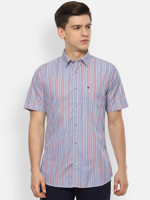 

Van Heusen Sport Men Blue Slim Fit Striped Casual Shirt