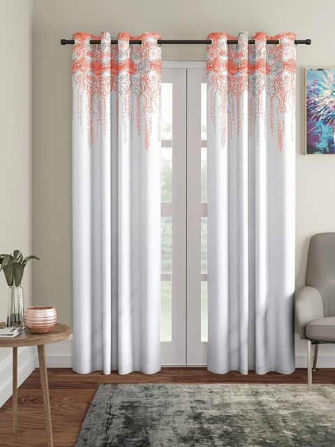 

BLANC9 White & Red Set of 2 Geometric Long Door Curtain