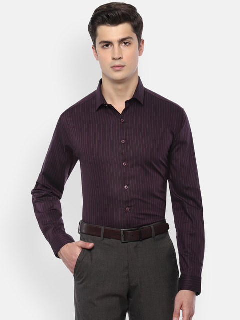 

V Dot Men Maroon Slim Fit Striped Cotton Formal Shirt