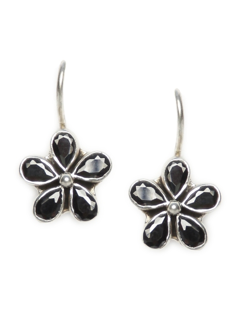 

Fabindia Silver-Toned and Black Contemporary Drop Earrings