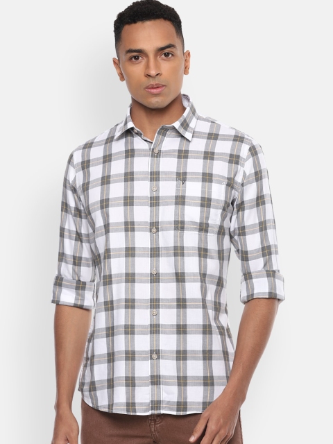 

Van Heusen Sport Men White Slim Fit Checked Casual Shirt