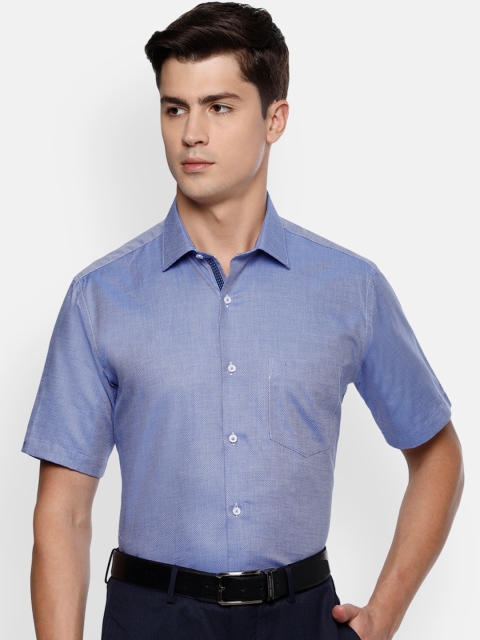 

Van Heusen Men Blue Short Sleeve Formal Shirt