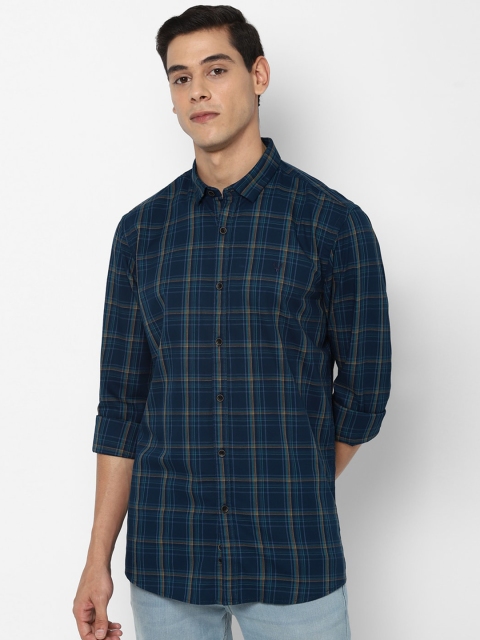 

Solly Jeans Co Men Blue Tartan Checks Checked Casual Shirt
