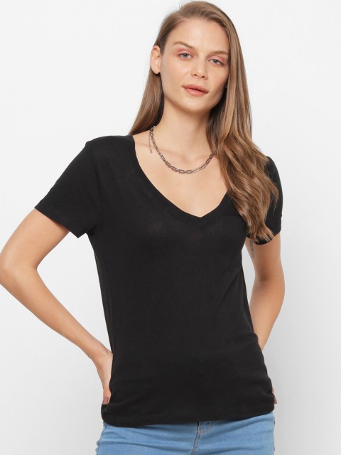 

FOREVER 21 Women Solid V-neck Black Regular Top