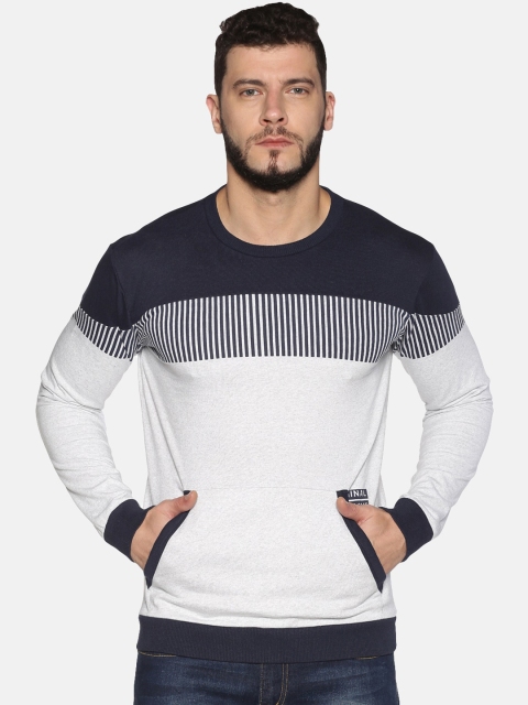 

UrGear Men White Printed Sweatshirt