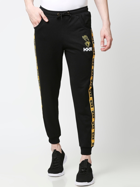 

Bewakoof Men Black Solid Straight-Fit Casual Joggers