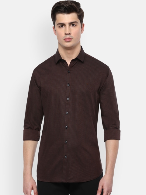 

V Dot Men Brown Slim Fit Printed Casual Shirt