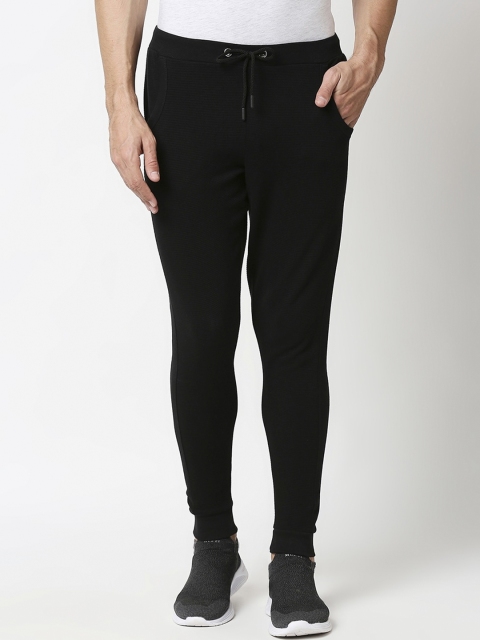 

Bewakoof Black Men Black Solid Joggers