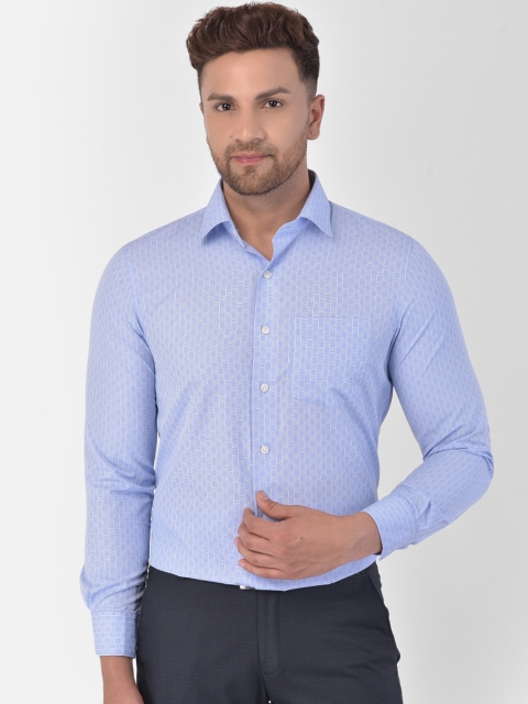 

COBB Men Blue Printed Casual Shirt
