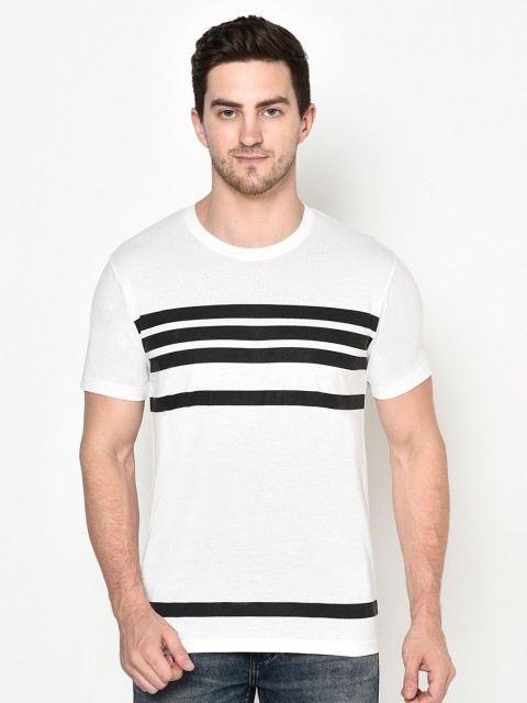 

ELEGANCE Men White Striped T-shirt
