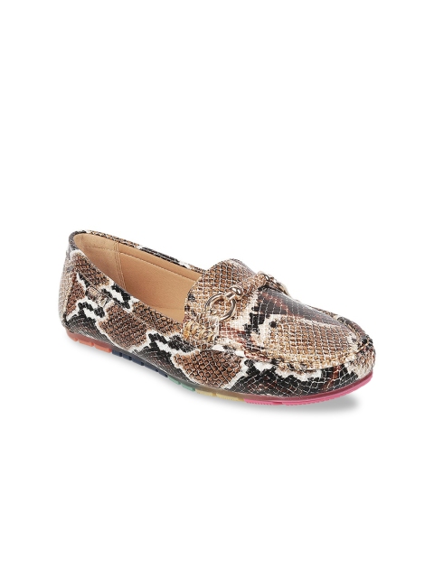 

Metro Women Brown Textured Loafers