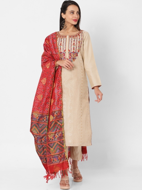 

SALWAR STUDIO Women Beige Ethnic Motifs Yoke Design Thread Work Kurta with Trousers & With Dupatta