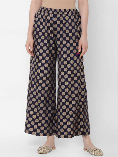 

ZOLA Women Navy Blue & Gold-Toned Floral Printed Flared Knitted Cropped Ethnic Palazzos