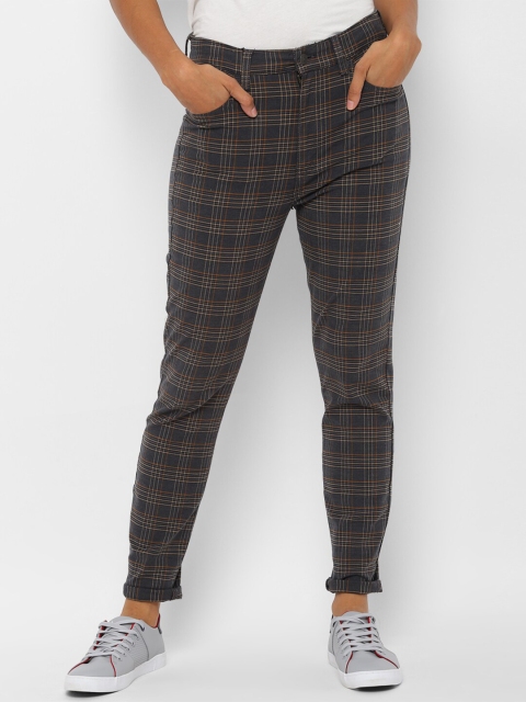 

AMERICAN EAGLE OUTFITTERS Women Grey & Brown Checked Skinny-Fit Jeggings