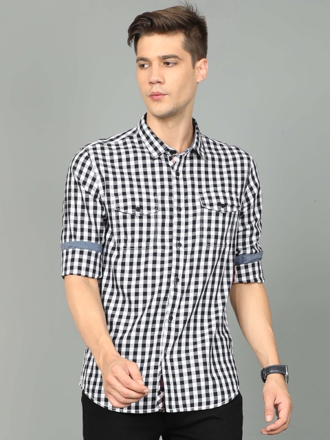 

HERE&NOW Men Black & White Regular Fit Gingham Checks Checked Casual Shirt