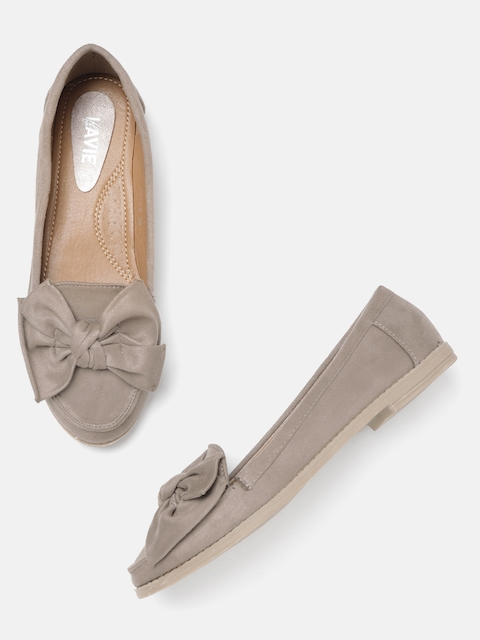 Lavie Women Taupe Solid Bow Detail Ballerinas