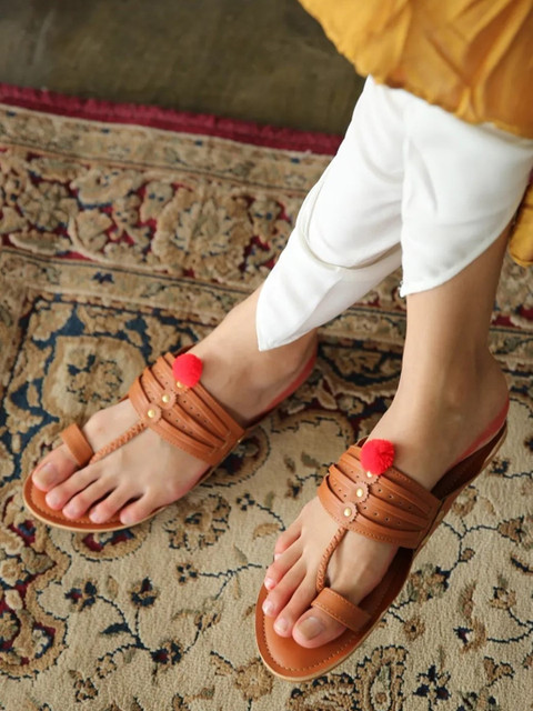 Zebba Women Tan Brown Solid One Toe Flats