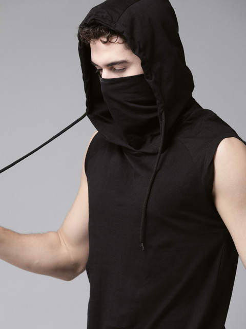 Roadster Men Black Solid Hooded T-shirt