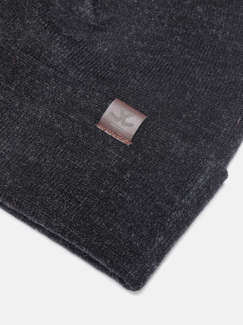 WROGN Unisex Charcoal Grey Solid Acrylic Beanie - Image 3