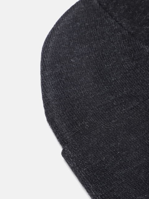 WROGN Unisex Charcoal Grey Solid Acrylic Beanie - Image 4