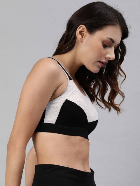 Van Heusen Proactive Women Anti Bacterial Wireless Racerback Sports Bra - Image 4