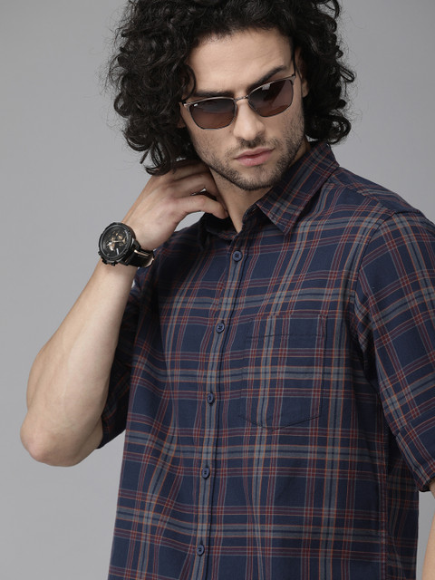 Roadster Men Navy Blue & Red Regular Fit Checked Sustainable Casual Shirt