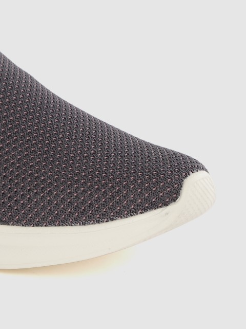 HRX by Hrithik Roshan Women Grey Woven Design Go-Lite Slip-On Walking Shoes - Image 5
