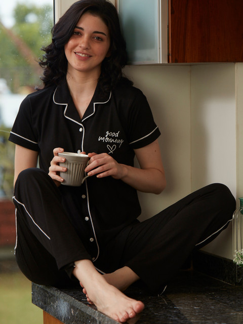 Zeyo Women Black & White Solid Night Suit