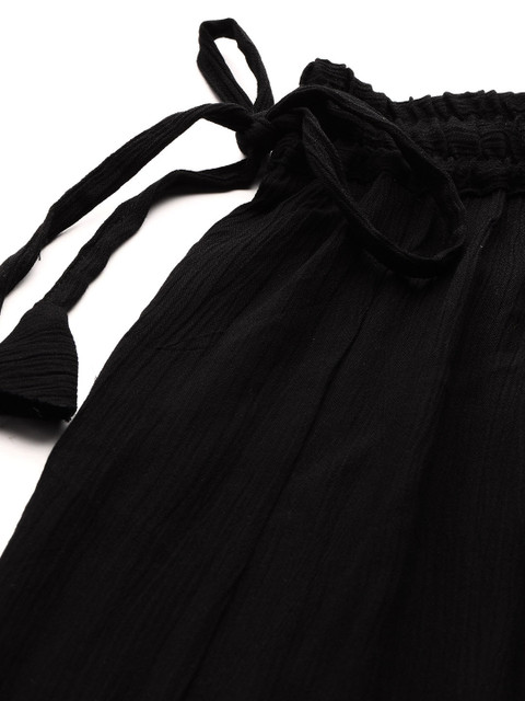 TAG 7 Women Black Solid Flared Cropped Palazzos - Image 5