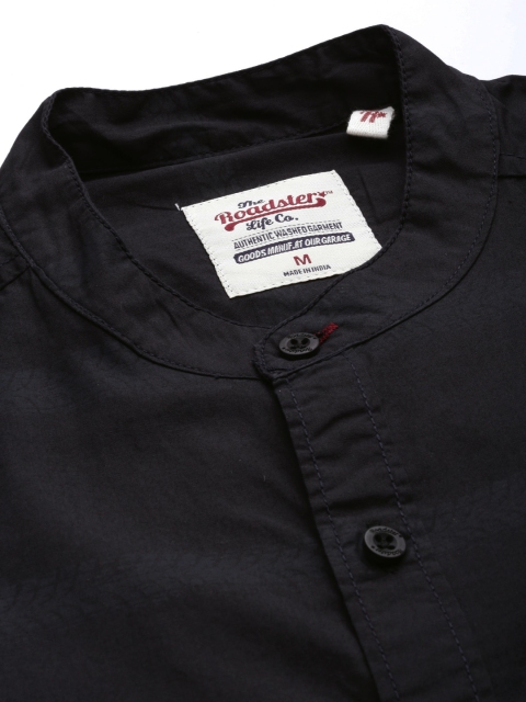 The Roadster Lifestyle Co Men Black Horizontal Stripes Striped Casual Shirt - Image 2