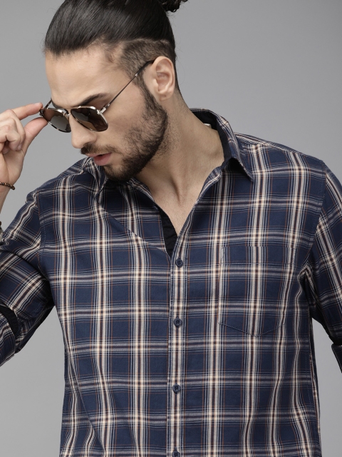 Roadster Men Navy Blue Tartan Checks Checked Casual Shirt