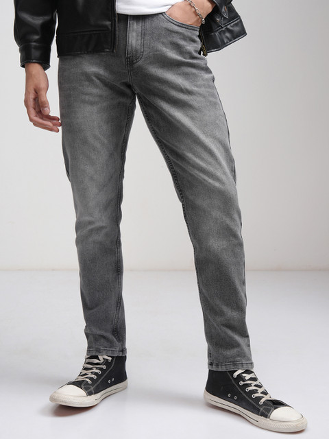 HIGHLANDER Men Grey Tapered Fit Mid-Rise Clean Look Jeans