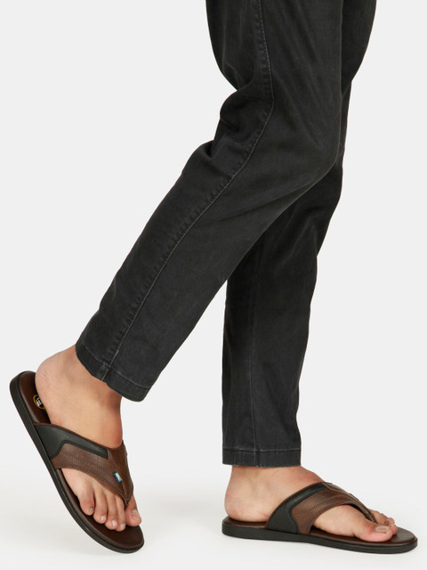 iD Men Brown Flip Flop Slipper - Image 7