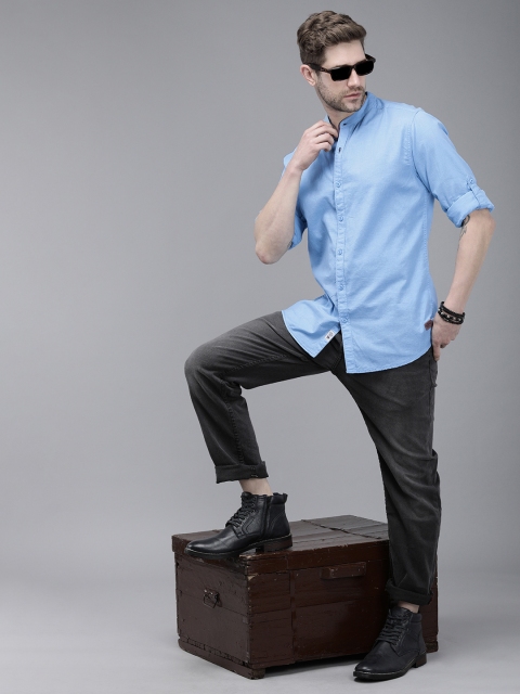 Roadster Men Blue Mandarin Collar Roll-Up Sleeves Sustainable Casual Shirt - Image 6