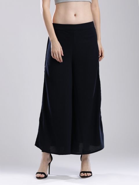 omen Black Solid Cropped Palazzo Trousers