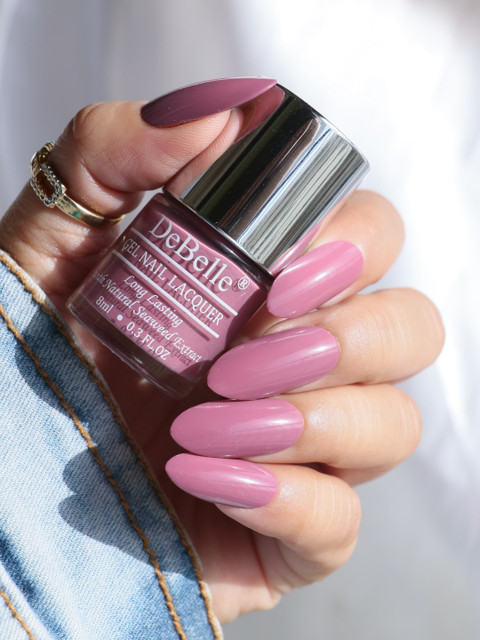 DeBelle Magenta Gel Nail Lacquer - Laura Aura 8 ml