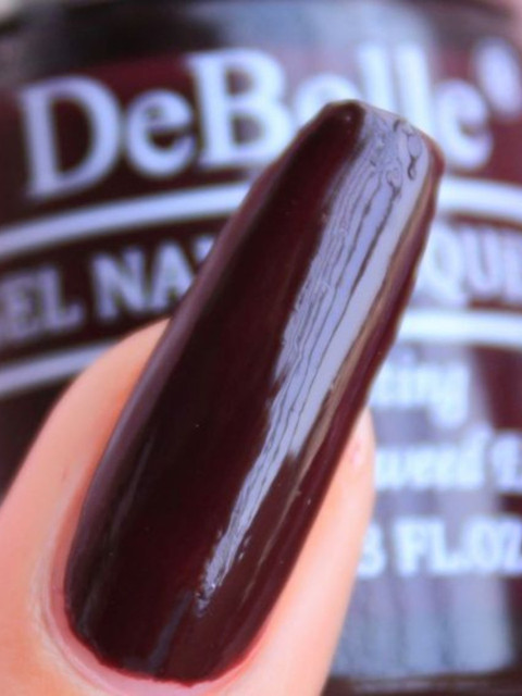 DeBelle Gel Nail Lacquer - Glamorous Garnet 8 ml - Image 6