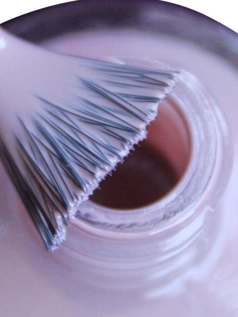 DeBelle Gel Nail Lacquer - Vintage Frost 8 ml - Image 3