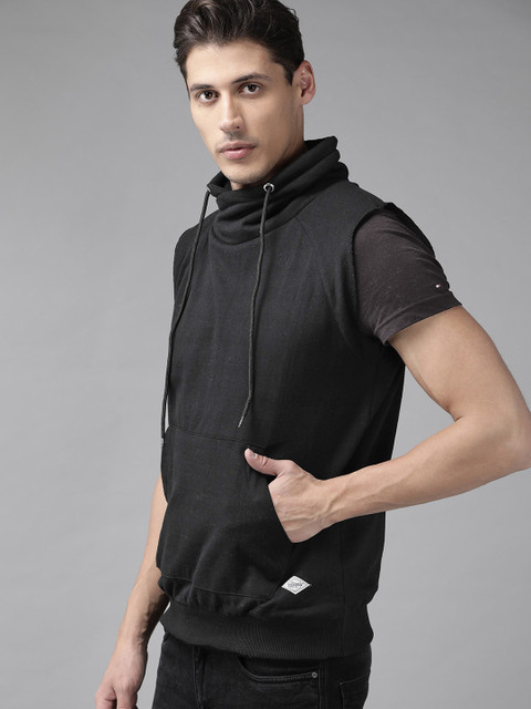 Roadster Men Black Solid Hooded Sweatshirt - Image 3