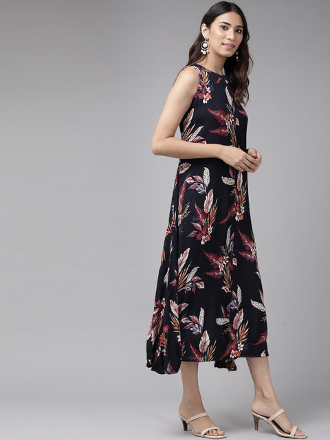 YASH GALLERY Women Navy Blue & Magenta Floral Print Maxi Dress - Image 3