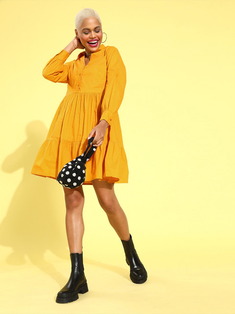 plusS Women Charming Mustard Solid Sweetheart Neck Dress